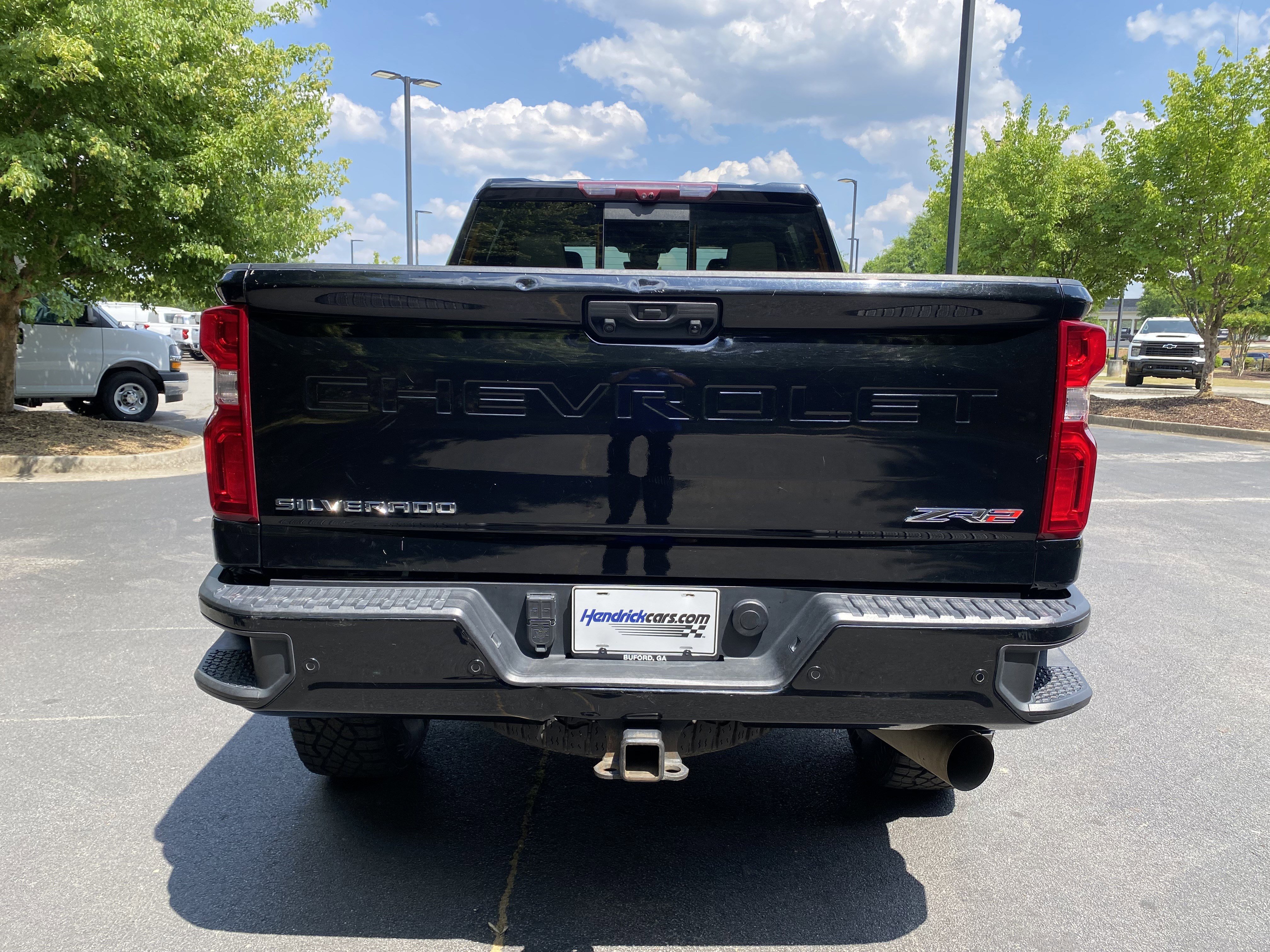 Used 2024 Chevrolet Silverado 2500 ZR2 w/ Technology Package AWD/4WD image 8