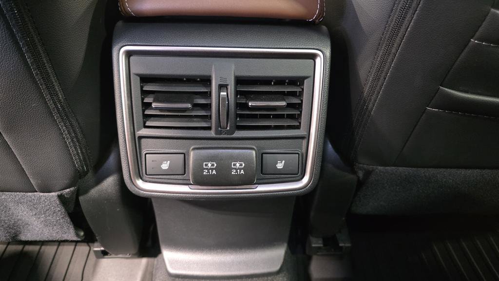 Used 2022 Subaru Forester Touring w/ Popular Package #2 image 27