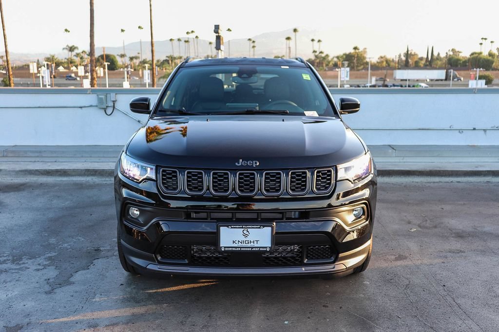 New 2026 Jeep Compass Latitude AWD/4WD image 3
