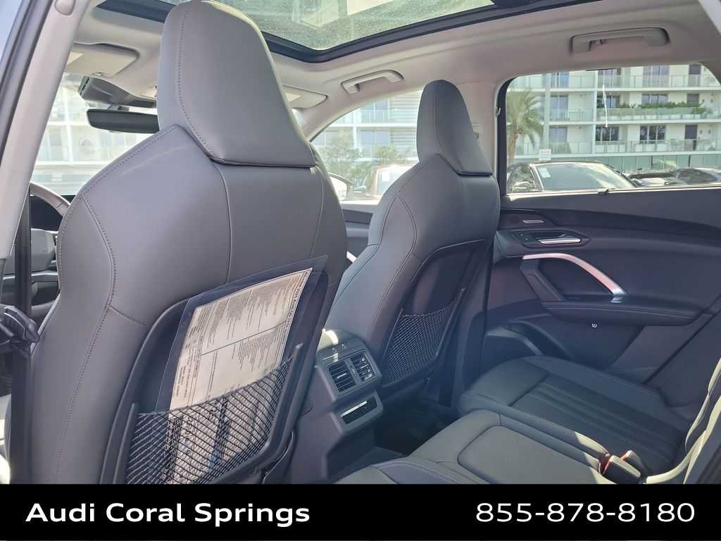 Certified 2025 Audi Q5 Premium w/ Premium Plus AWD/4WD image 17