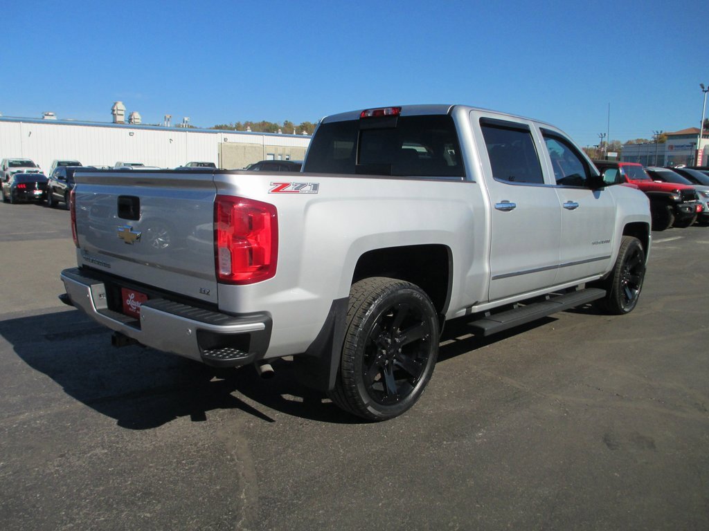 Used 2017 Chevrolet Silverado 1500 LTZ Z71 w/ LTZ Plus Package image 3