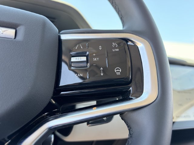 Used 2025 Land Rover Discovery Sport S AWD/4WD image 9