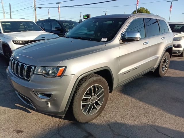 Used 2019 Jeep Grand Cherokee Limited RWD image 1