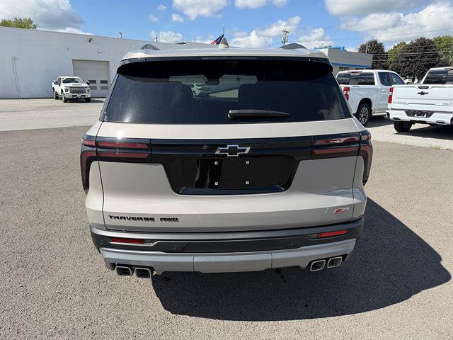 New 2027 Chevrolet Traverse Z71 w/ Enhanced Driving Package AWD/4WD image 4