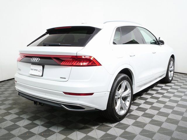 Used 2019 Audi Q8 Prestige w/ Towing Package AWD/4WD image 29