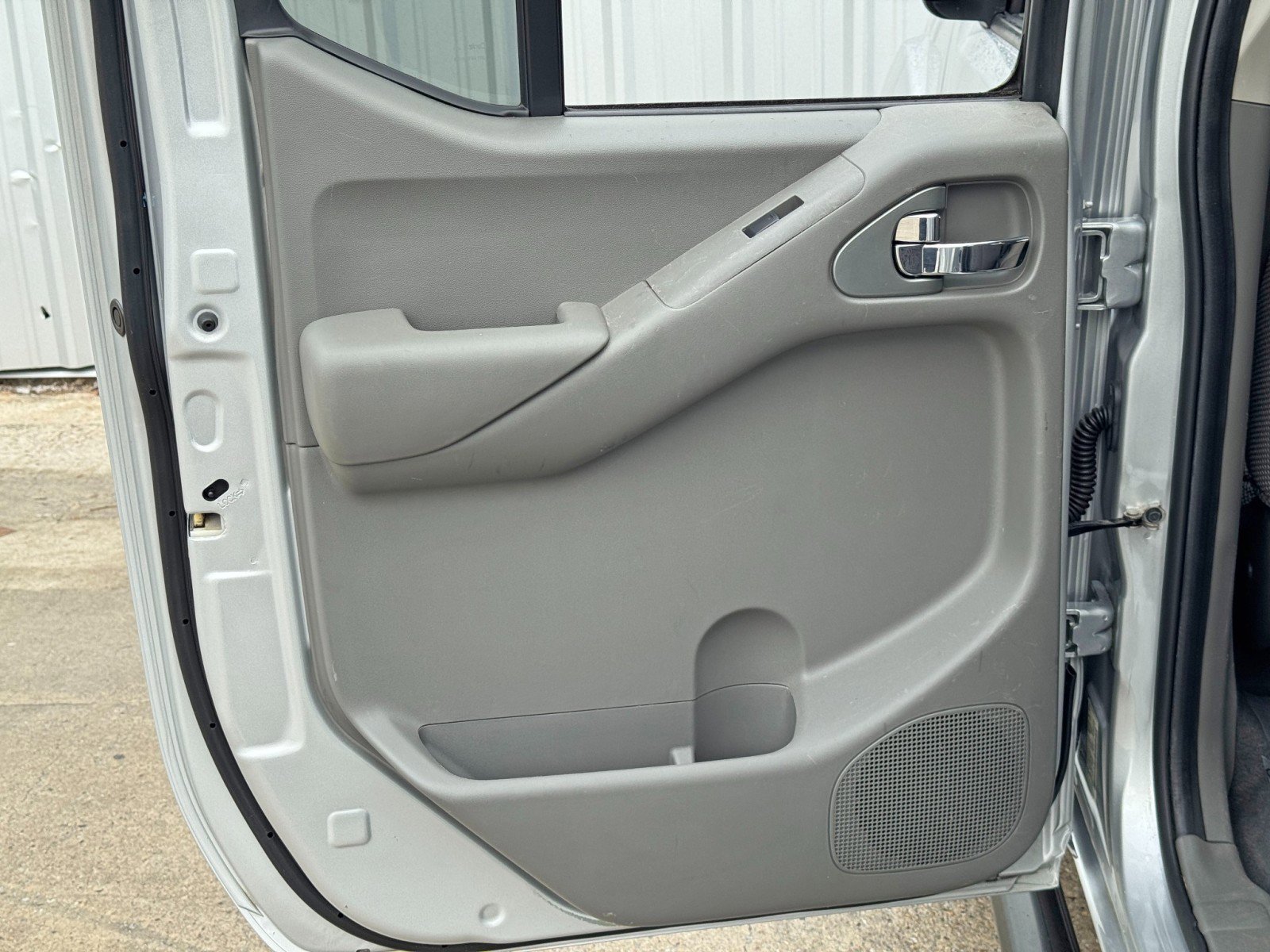 Used 2019 Nissan Frontier SV image 33