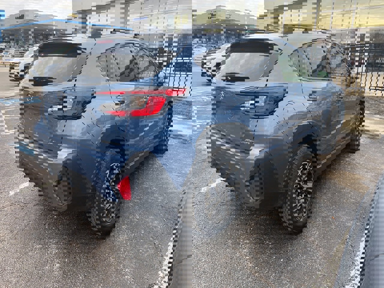 Used 2024 Subaru Crosstrek 2.0i Premium image 3