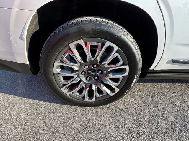 Used 2024 GMC Yukon Denali Ultimate image 4