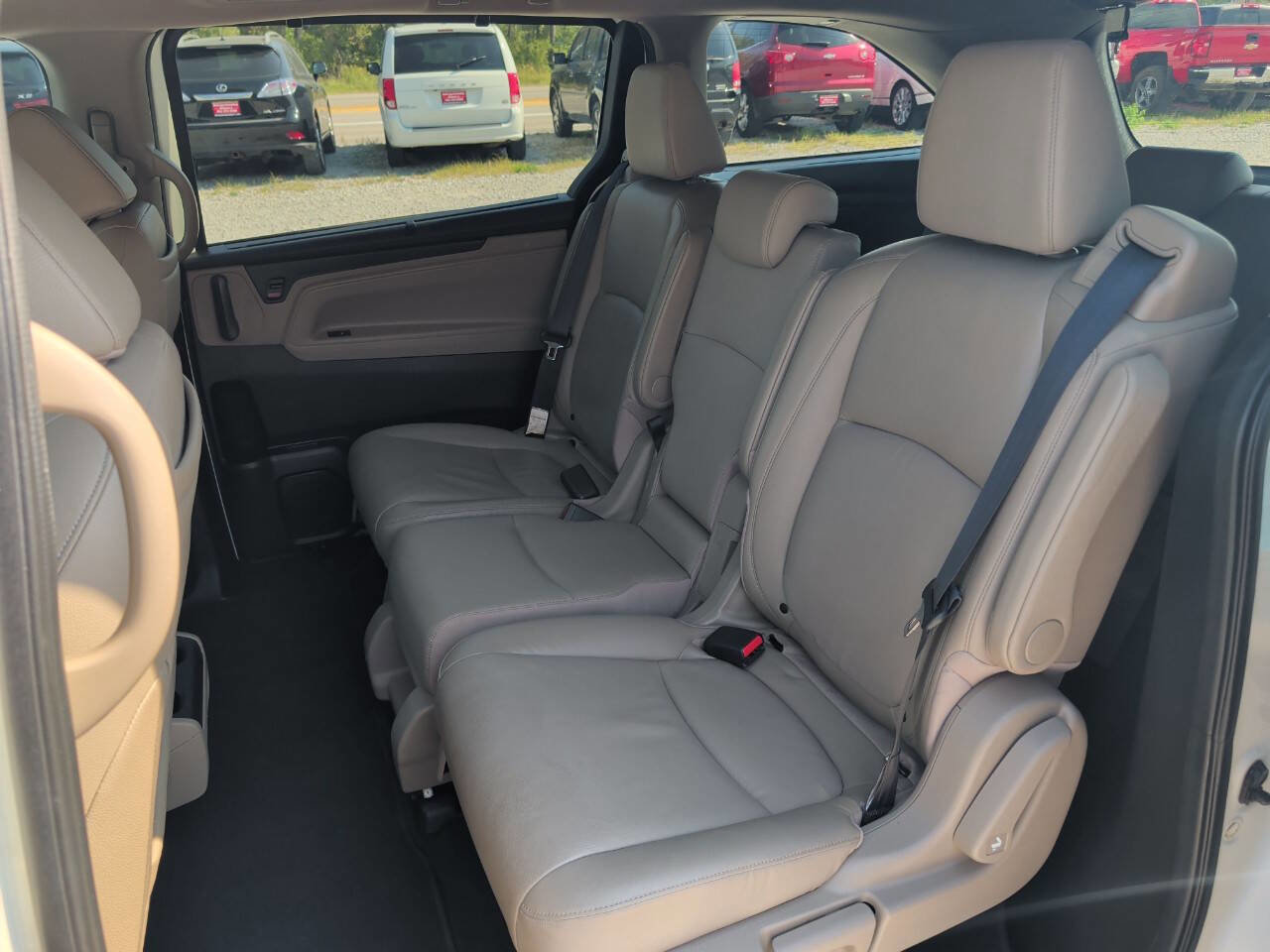 Used 2018 Honda Odyssey EX-L image 16