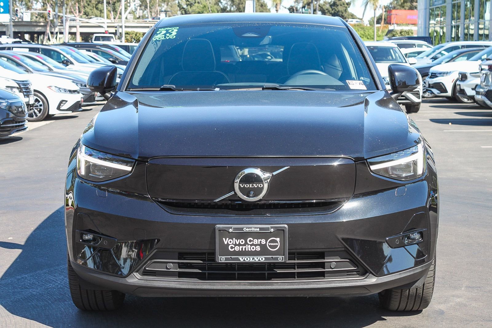 Used 2023 Volvo C40 P8 Recharge Ultimate image 2