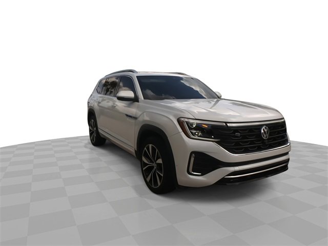 Used 2024 Volkswagen Atlas SEL Premium R-Line image 3