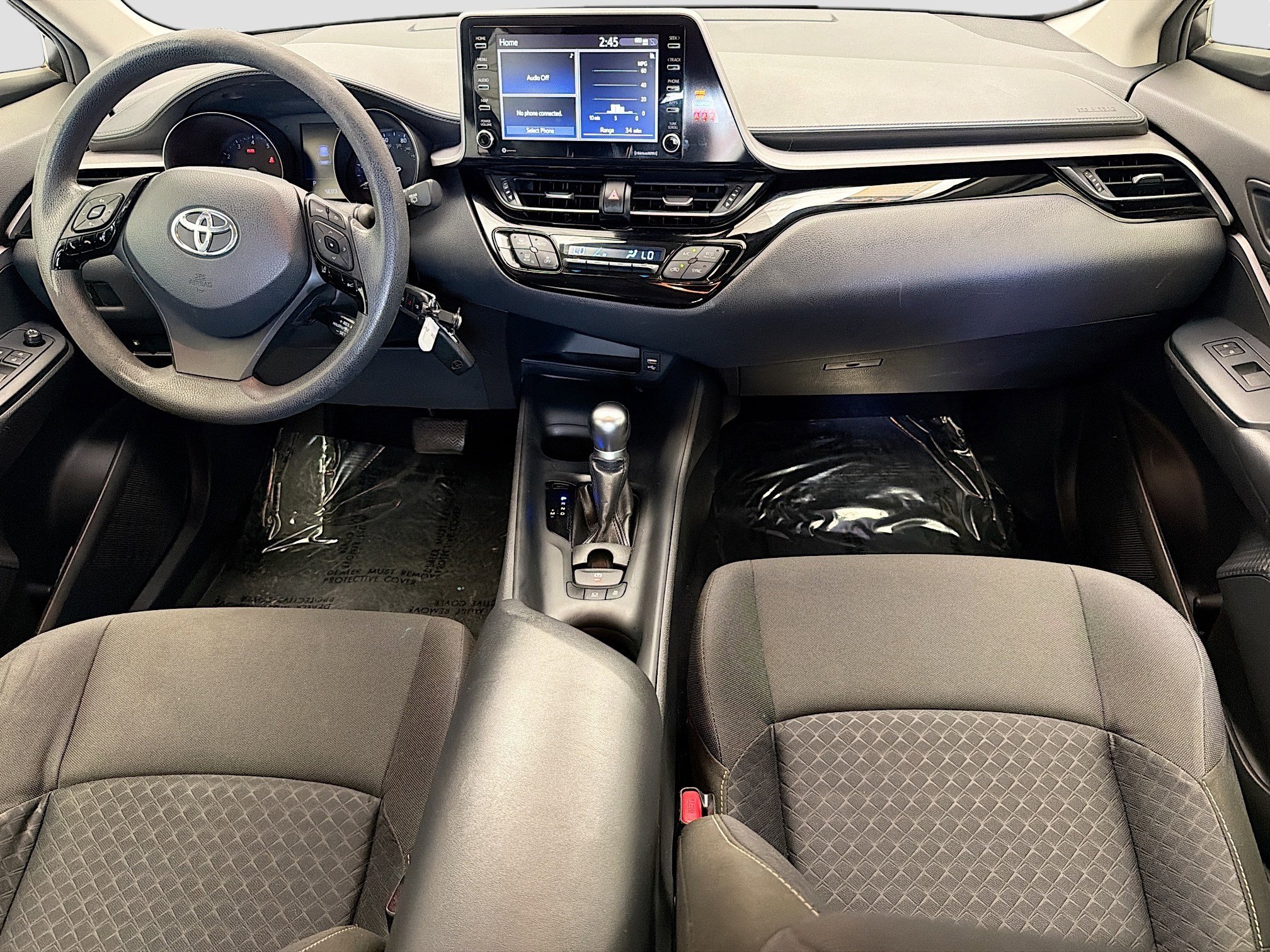 Used 2020 Toyota C-HR LE FWD image 12