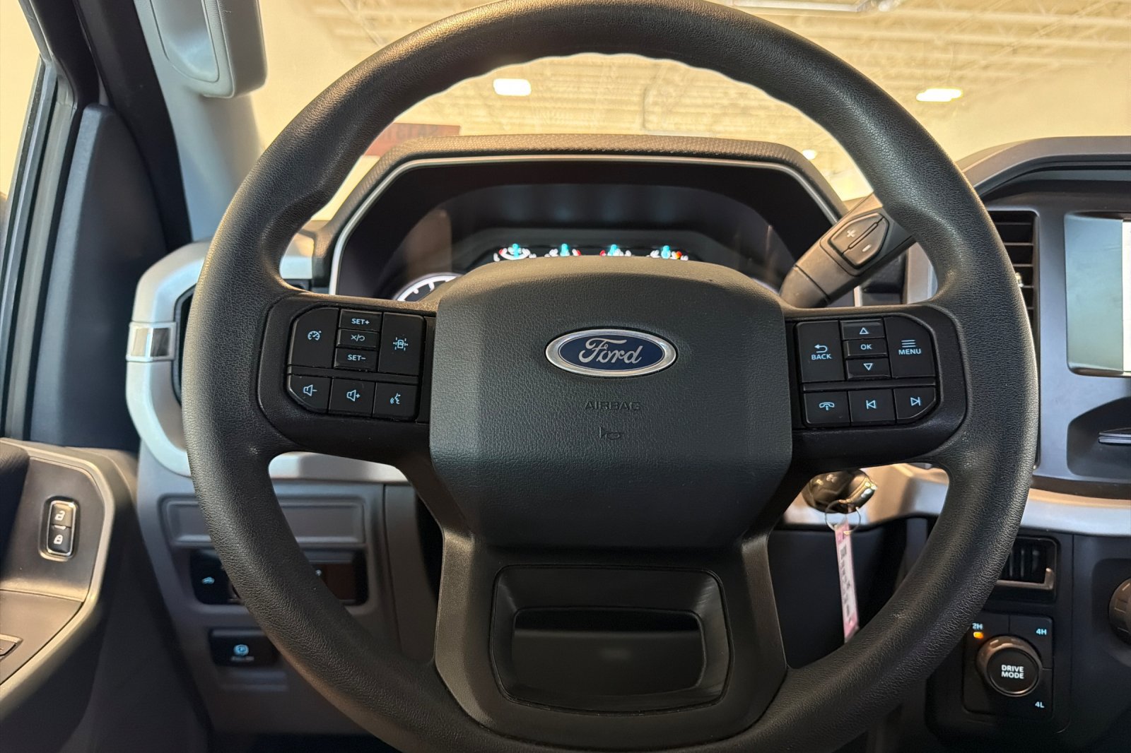 Used 2023 Ford F150 XLT AWD/4WD image 21