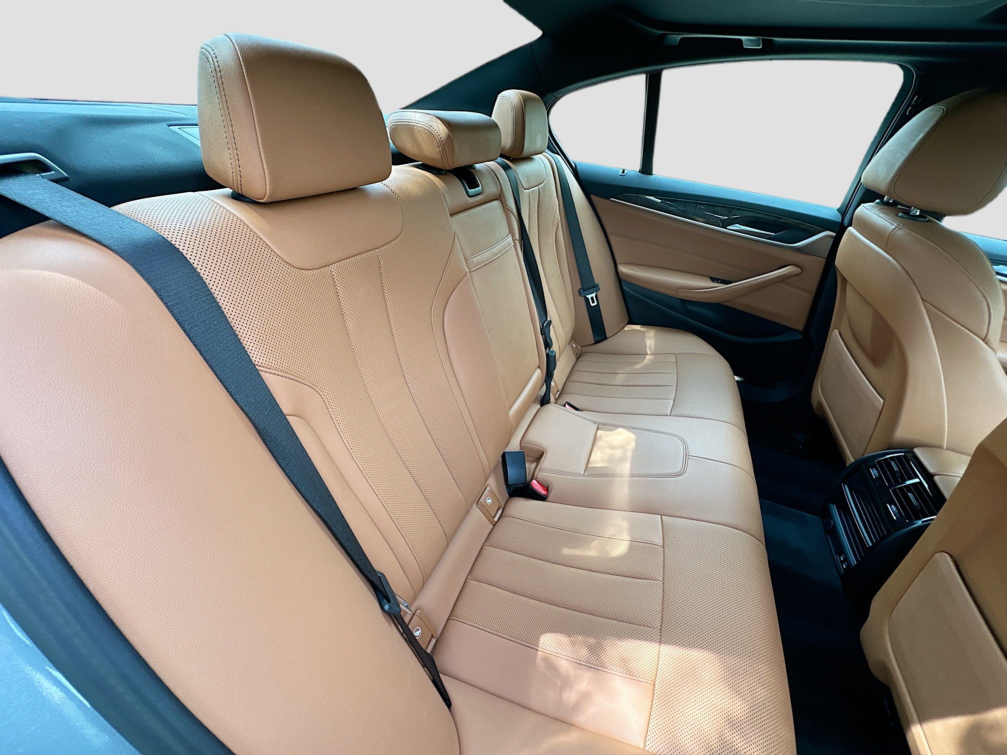 Used 2023 BMW 540i w/ Convenience Package RWD image 26