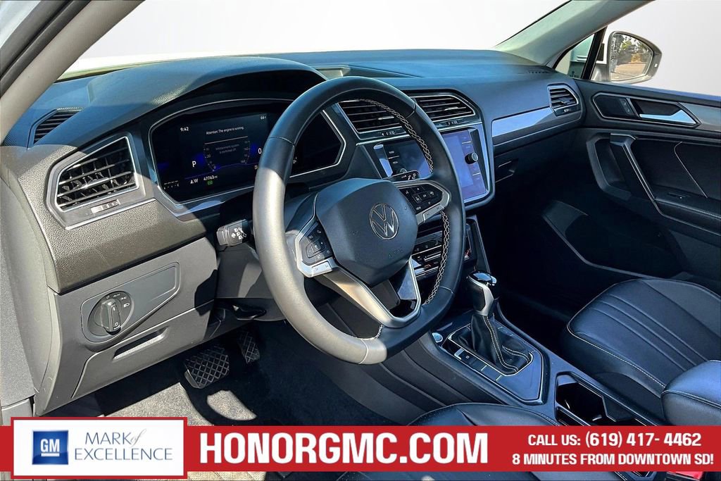 Used 2022 Volkswagen Tiguan SE image 16