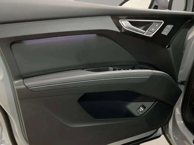 Used 2024 Audi Q4 e-tron Premium Plus w/ Premium Plus image 48