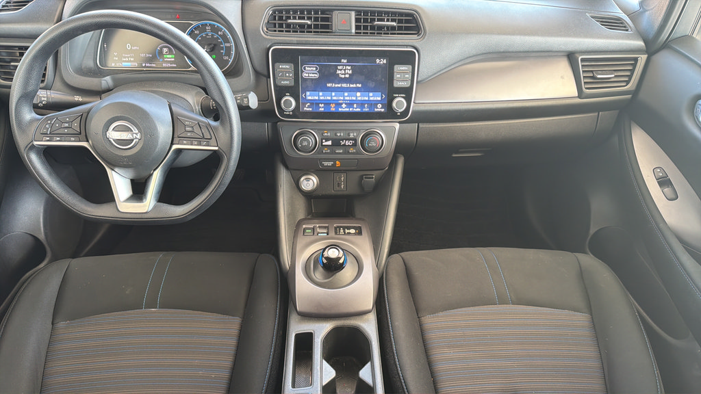 Certified 2025 Nissan Leaf S FWD image 8