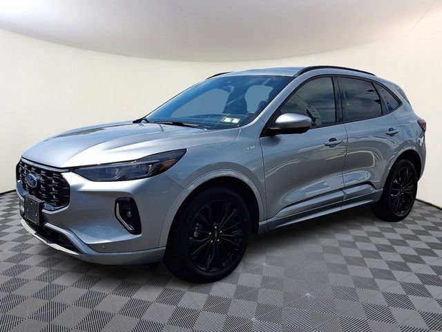 Certified 2023 Ford Escape ST-Line Elite AWD/4WD image 3
