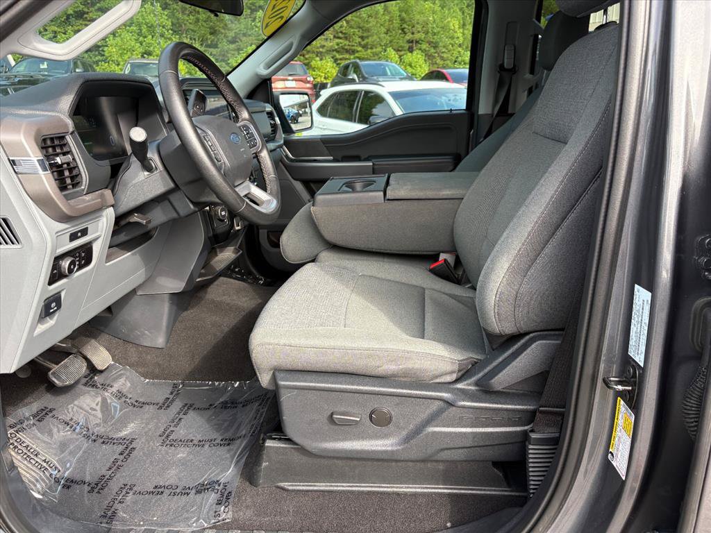Used 2025 Ford F150 XLT w/ Equipment Group 301A Standard AWD/4WD image 15