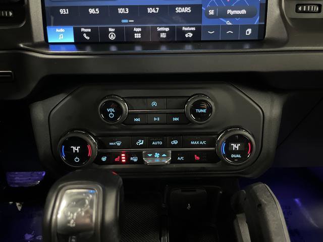 Used 2025 Ford Bronco Badlands image 18