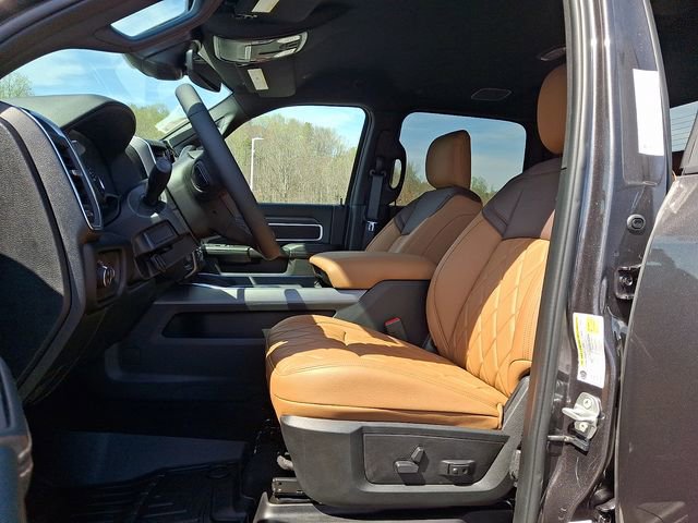 New 2026 RAM 2500 Big Horn AWD/4WD image 6