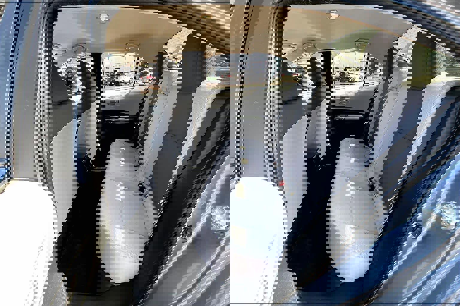 Used 2022 Toyota Corolla LE image 19