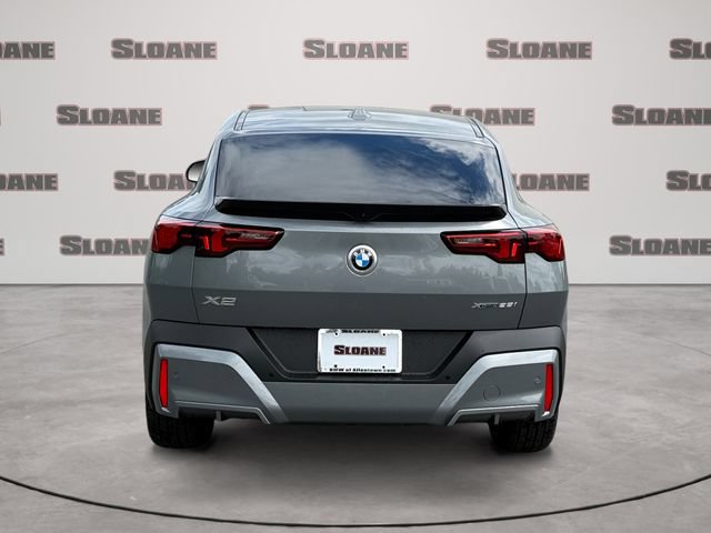 New 2026 BMW X2 xDrive28i w/ Technology Package AWD/4WD image 4