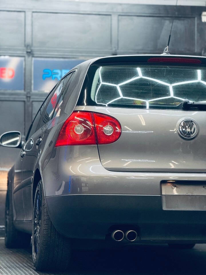 Used 2009 Volkswagen Rabbit S image 13