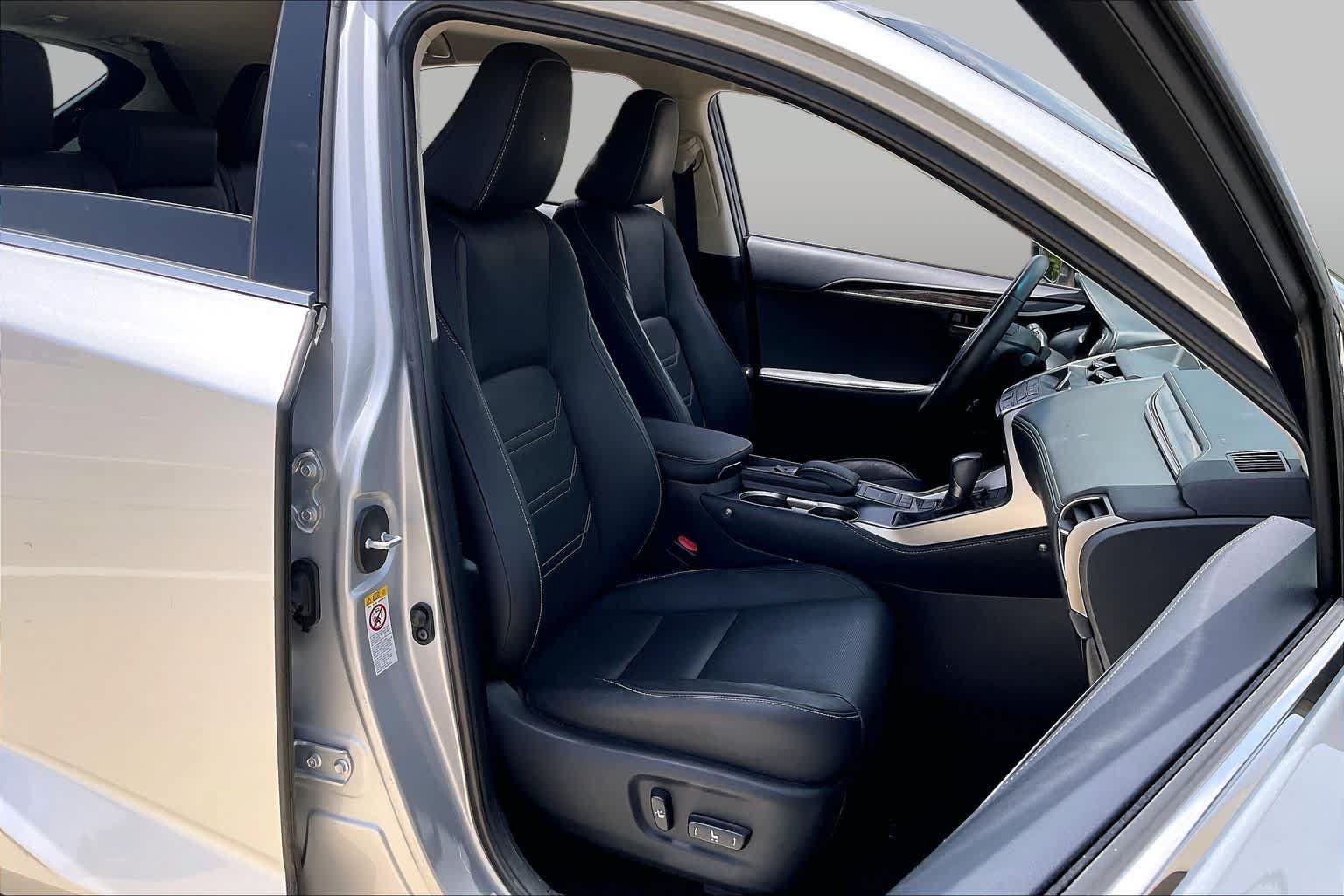 Used 2015 Lexus NX 200t FWD w/ Luxury Package image 8