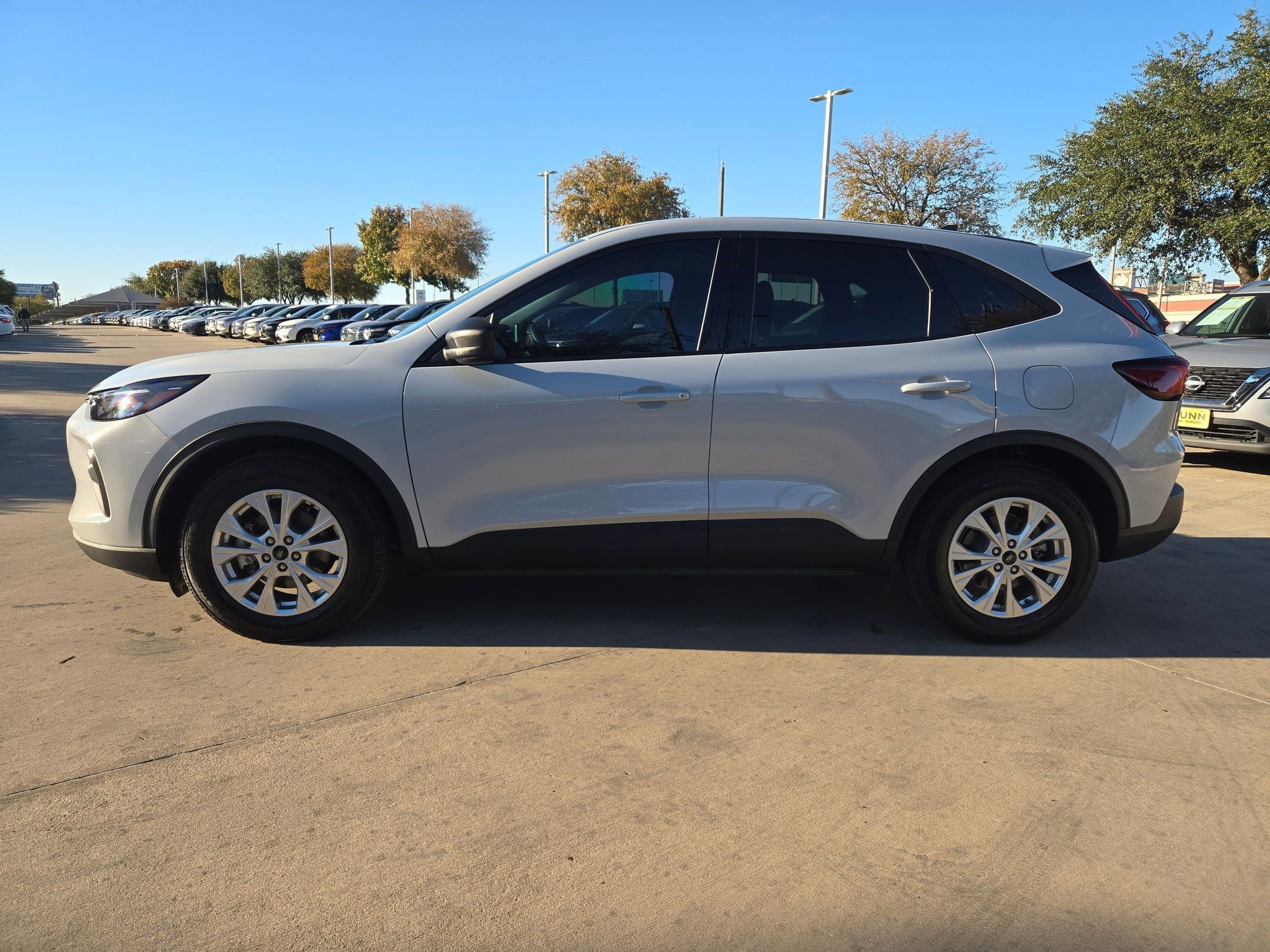 Used 2025 Ford Escape Active image 4