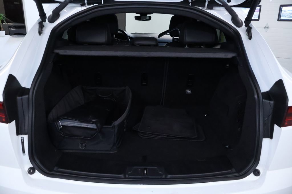 Used 2018 Jaguar E-PACE SE AWD/4WD image 18