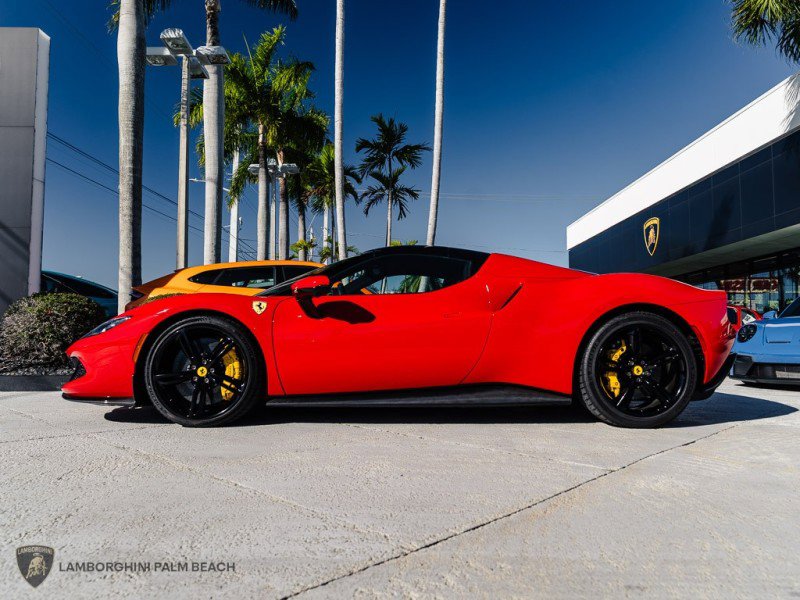 Used 2025 Ferrari 296 GTS image 4