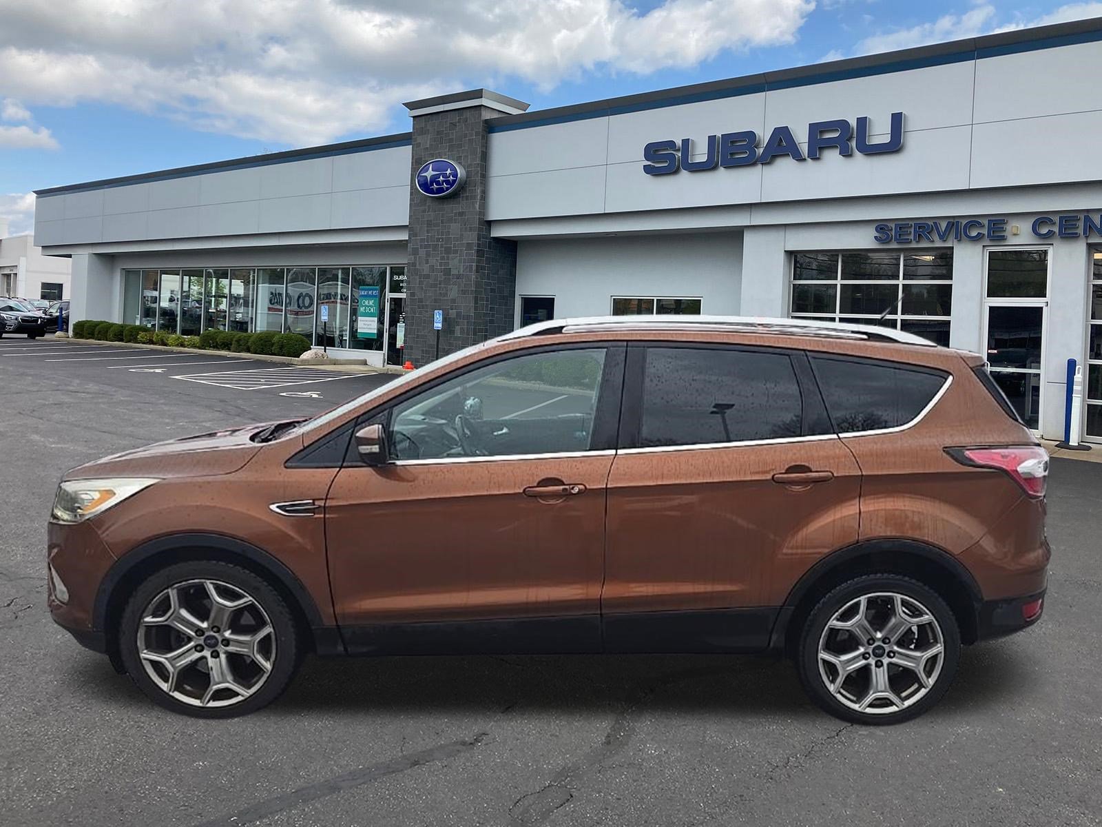 Used 2017 Ford Escape Titanium w/ Equipment Group 301A image 6