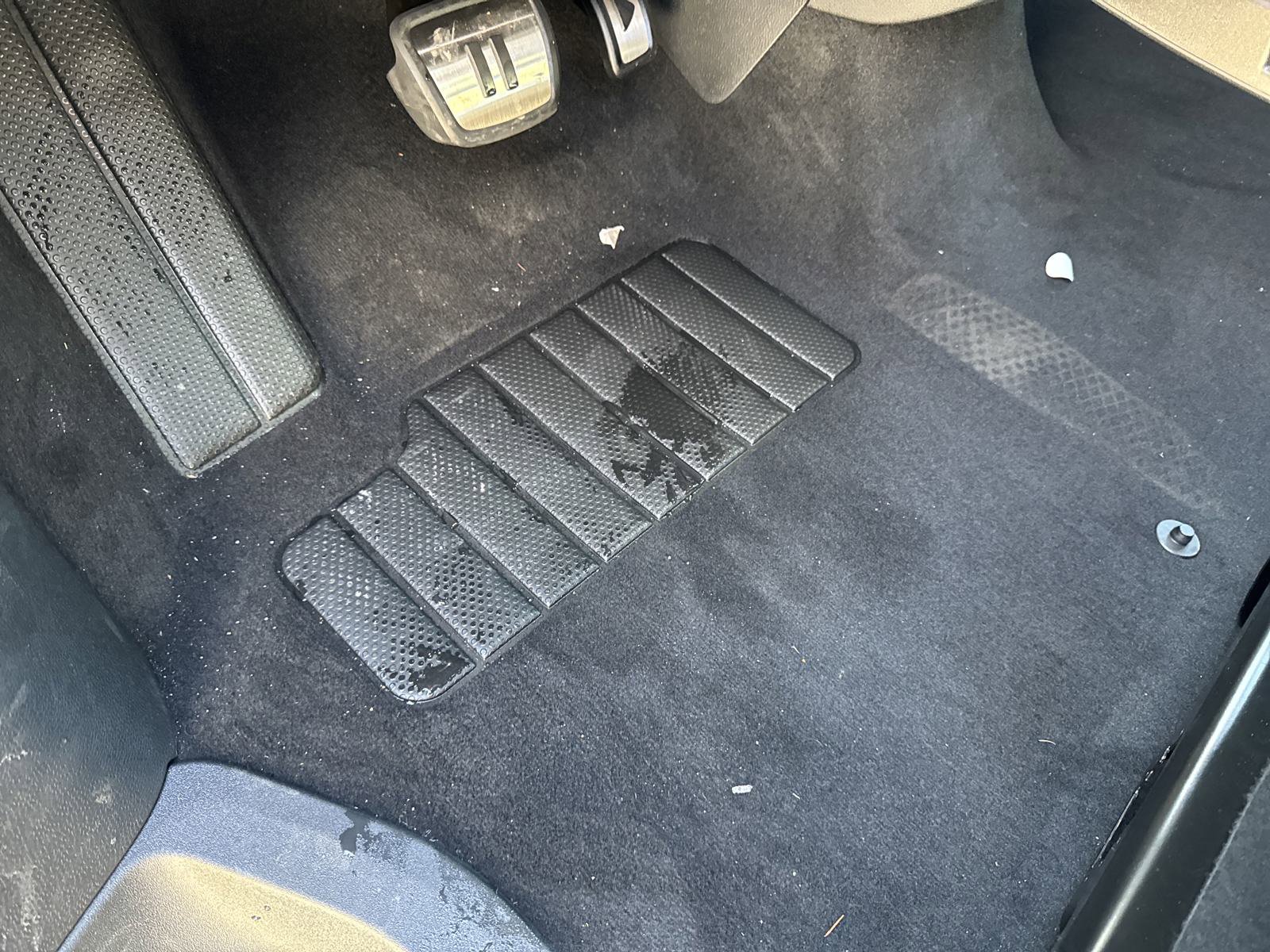 New 2025 Volkswagen ID. Buzz Pro S image 9