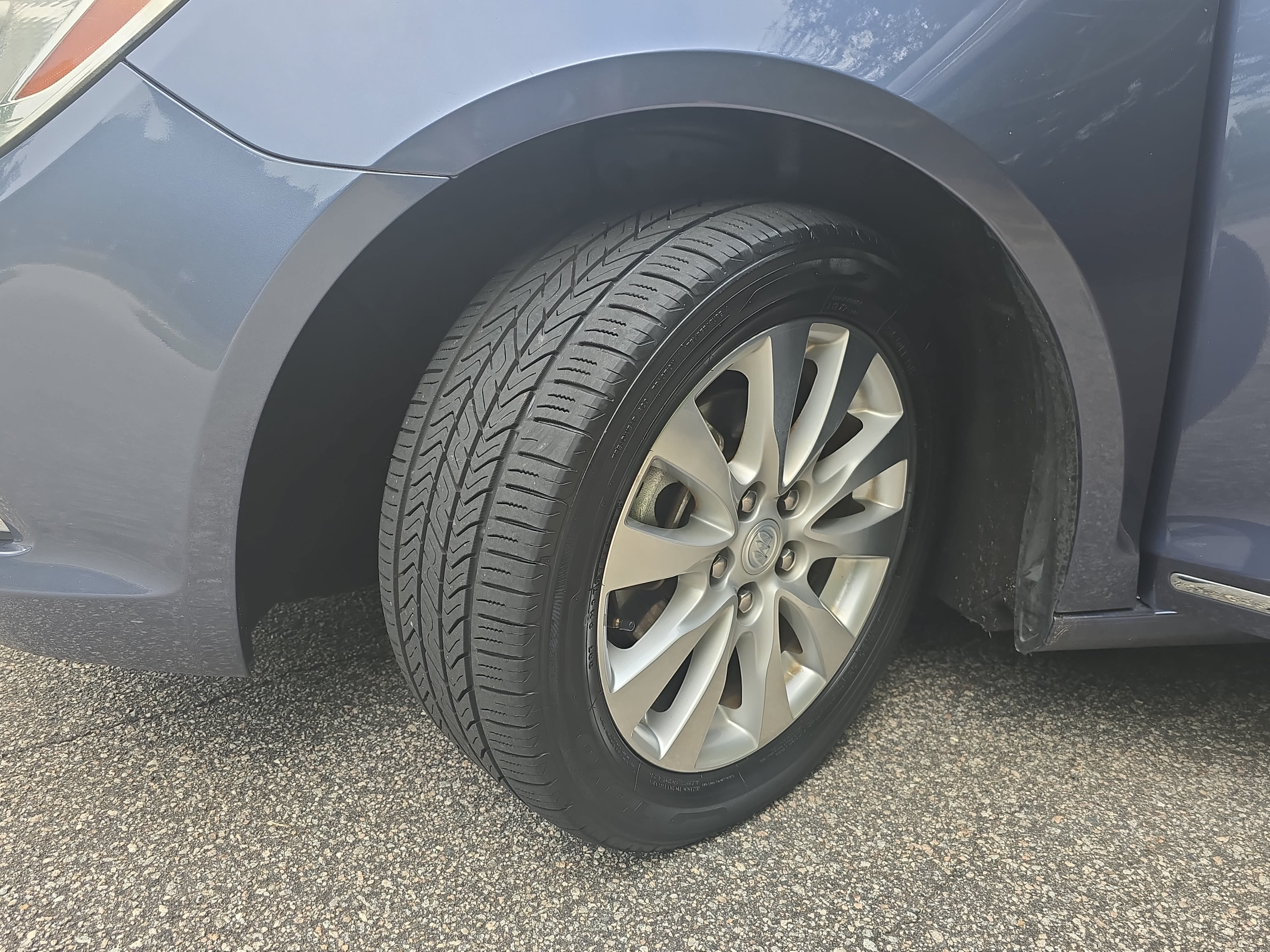 Used 2014 Buick LaCrosse Leather FWD image 30