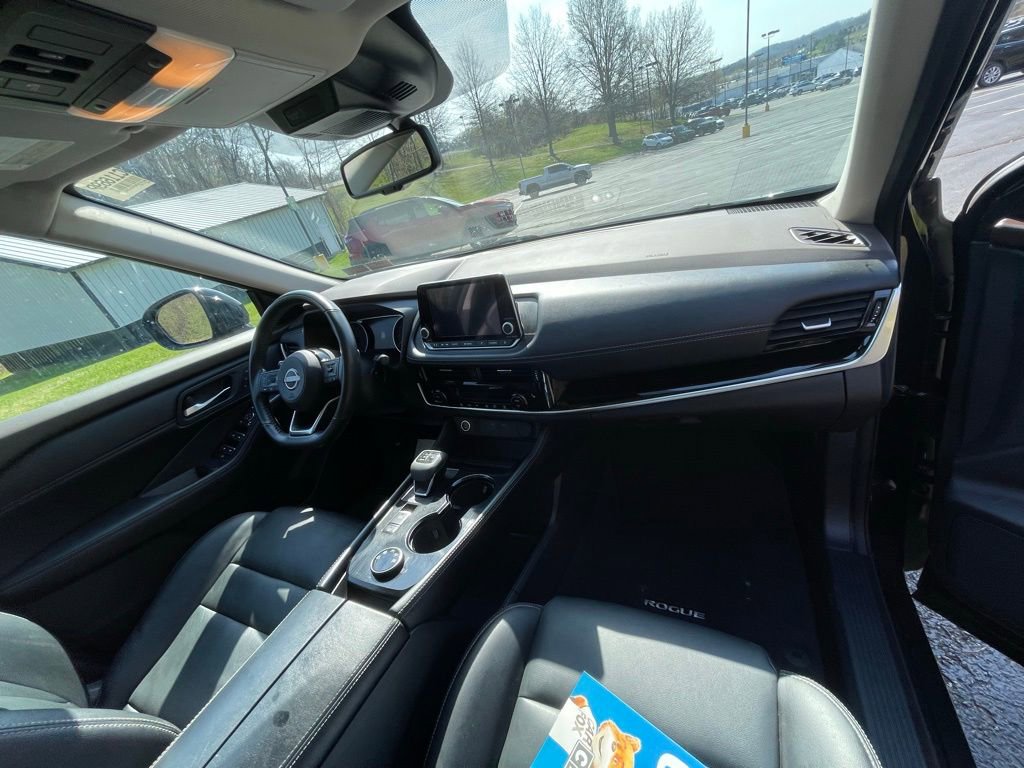 Used 2023 Nissan Rogue SL AWD/4WD image 11