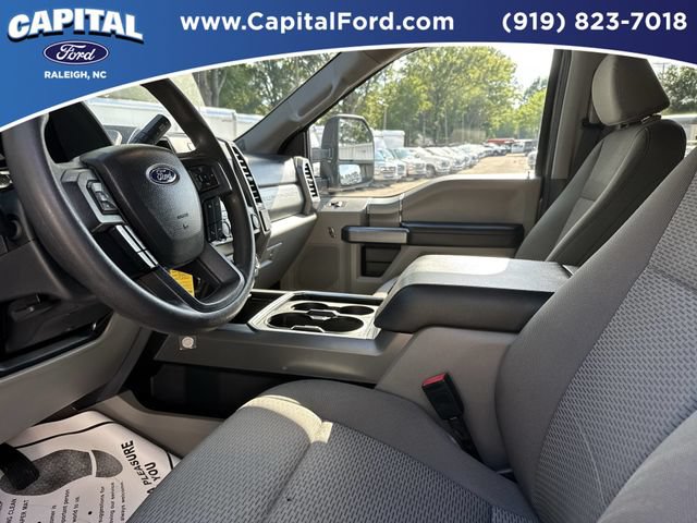 Used 2022 Ford F250 XLT w/ Black Appearance Package AWD/4WD image 19