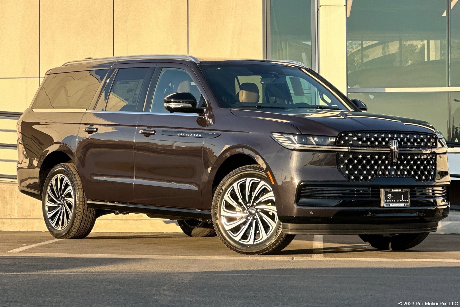 New 2025 Lincoln Navigator L Black Label