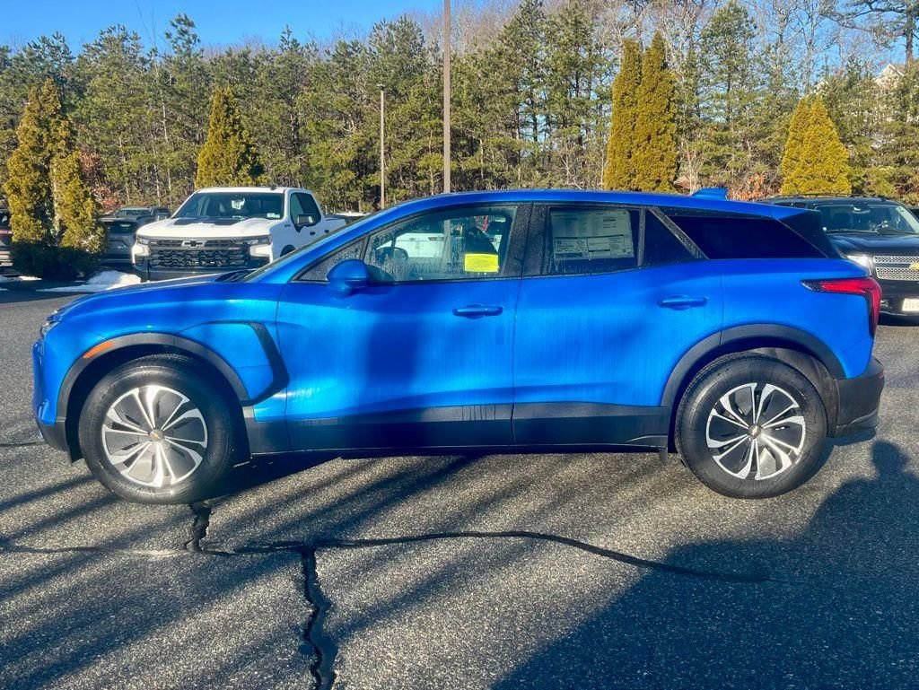 New 2025 Chevrolet Blazer EV LT AWD/4WD video 2
