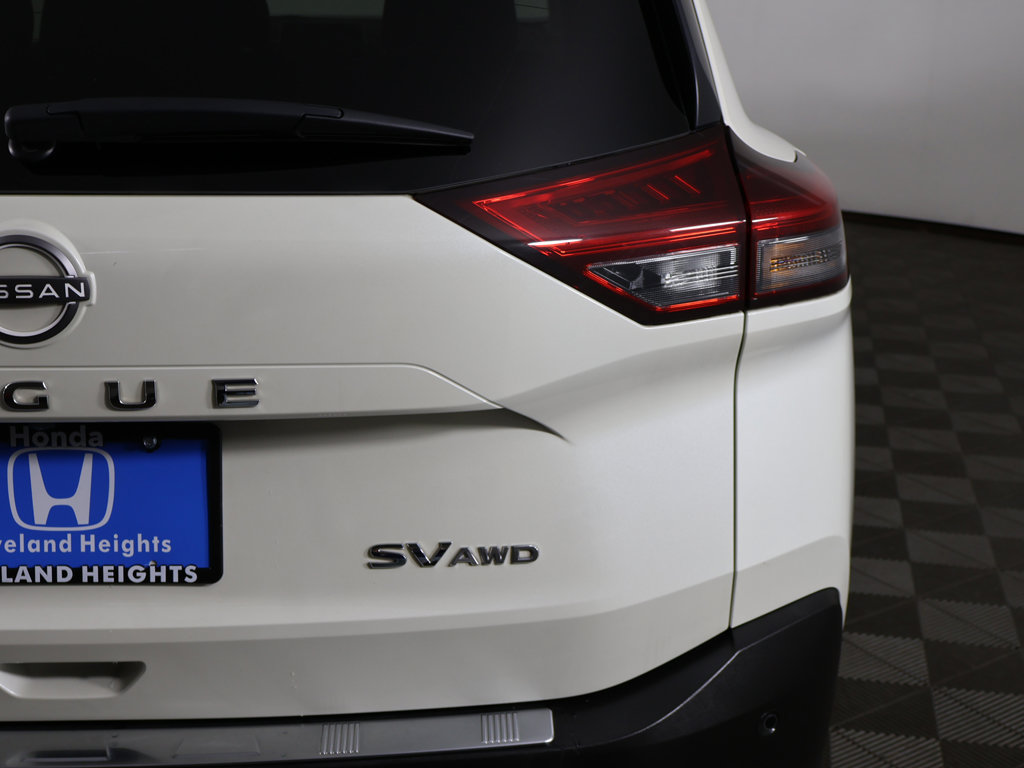Used 2023 Nissan Rogue SV AWD/4WD image 14