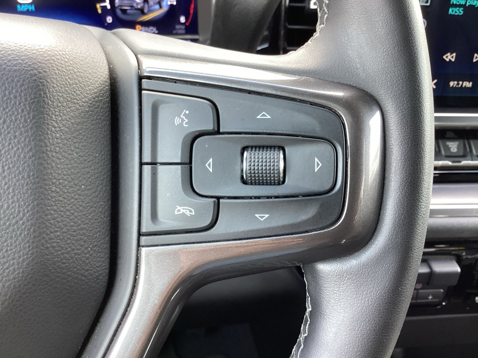 Used 2024 Chevrolet Silverado 3500 High Country w/ High Country Premium Package AWD/4WD image 21