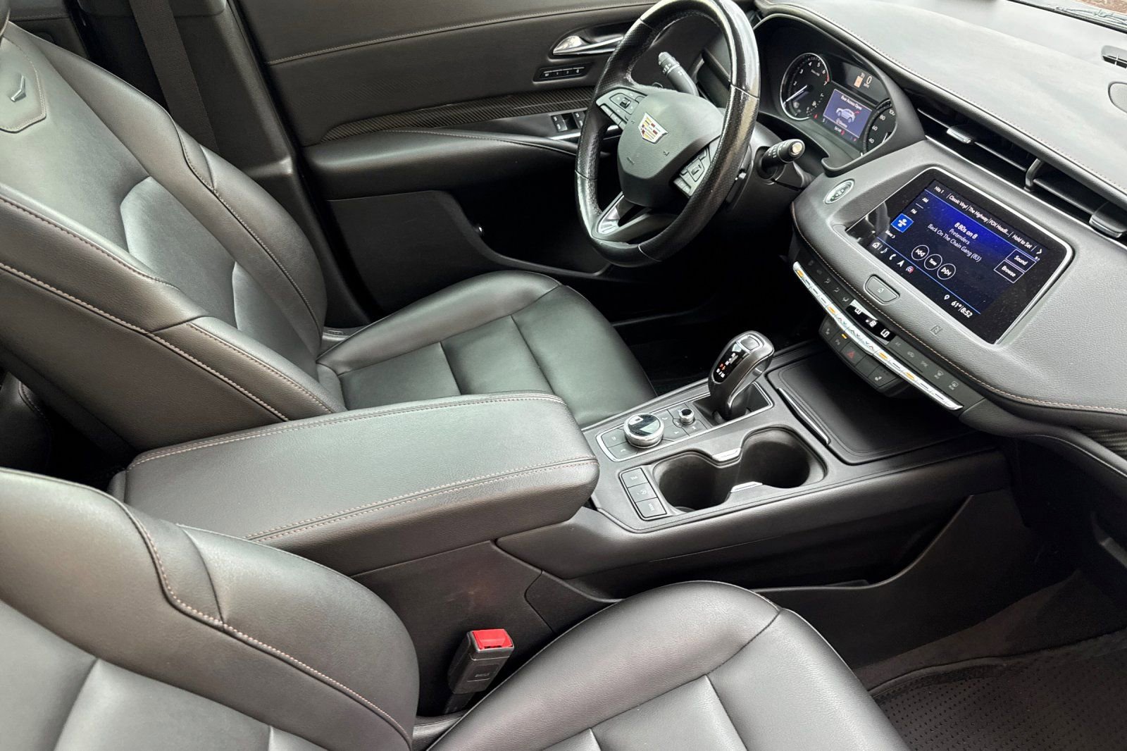 Certified 2019 Cadillac XT4 Sport w/ Cold Weather Package image 18