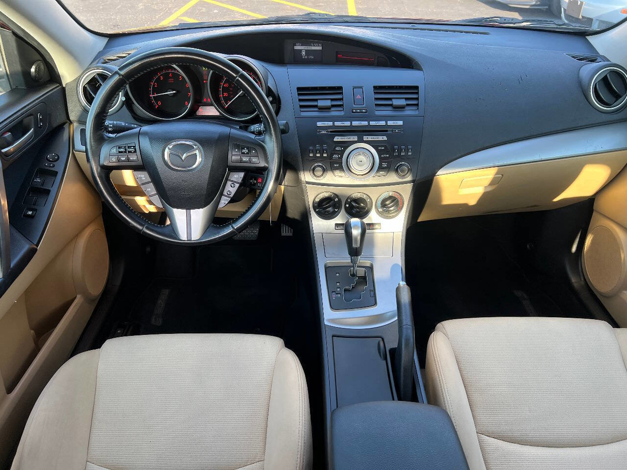 Used 2010 MAZDA MAZDA3 s Sport FWD image 25