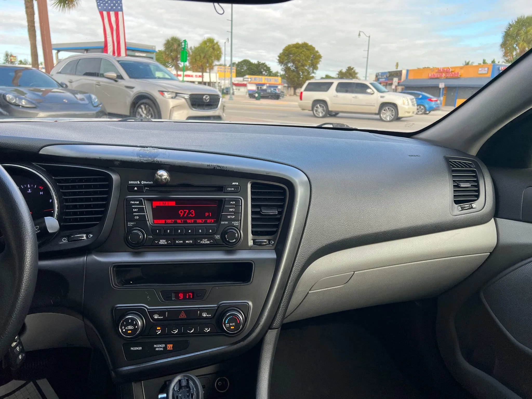 Used 2012 Kia Optima LX w/ Convenience Pkg image 15