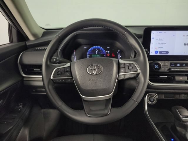 Used 2025 Toyota Grand Highlander FWD image 22