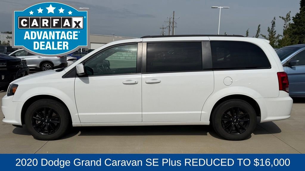 Used 2020 Dodge Grand Caravan SE FWD image 2