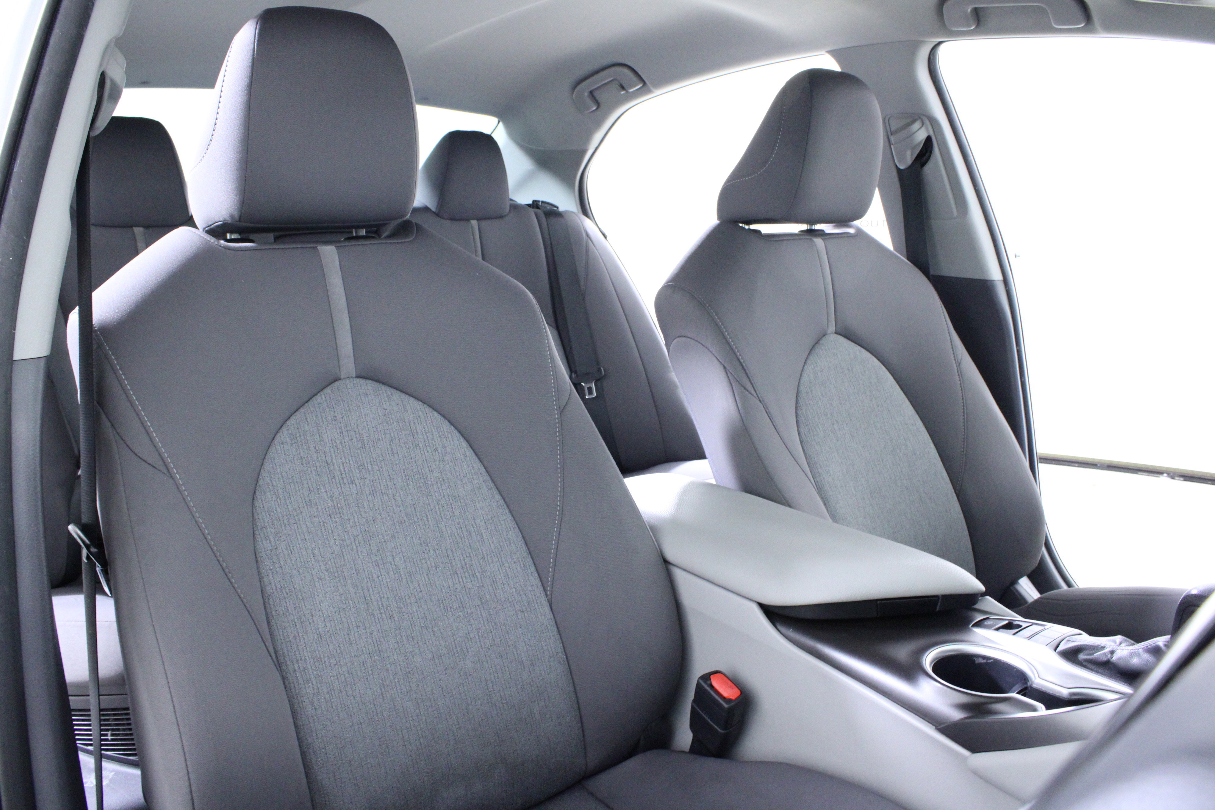 Used 2022 Toyota Camry LE image 15