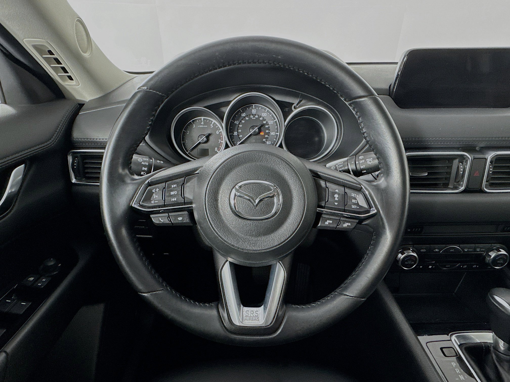 Used 2018 MAZDA CX-5 Touring image 11