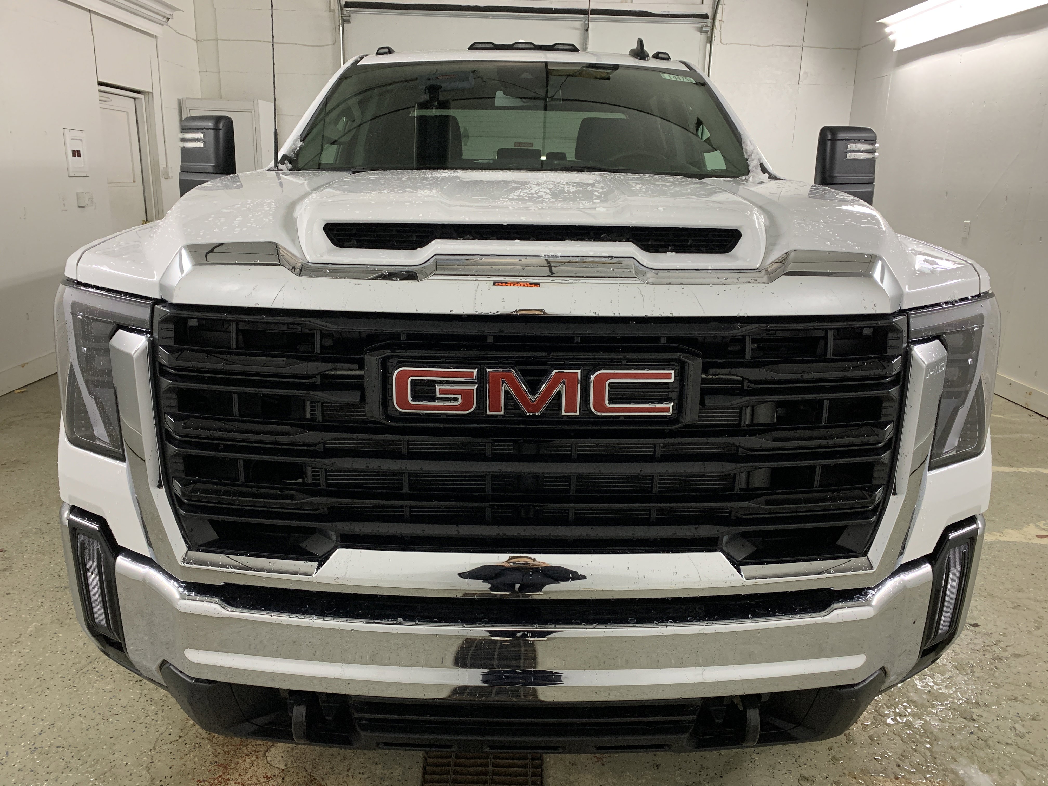 New 2026 GMC Sierra 3500 Pro w/ Convenience Package image 2