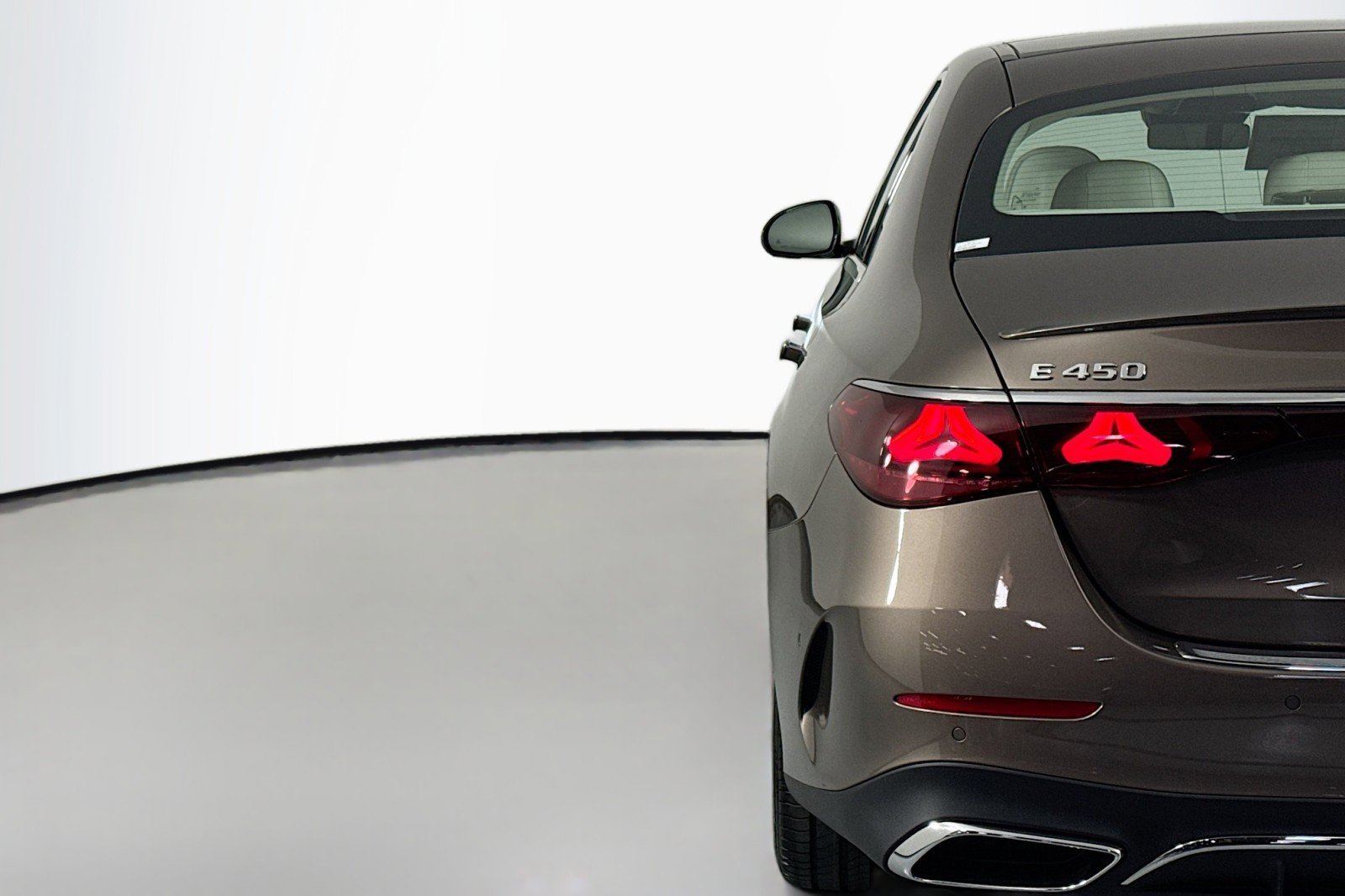 New 2026 Mercedes-Benz E 450 4MATIC Sedan image 14
